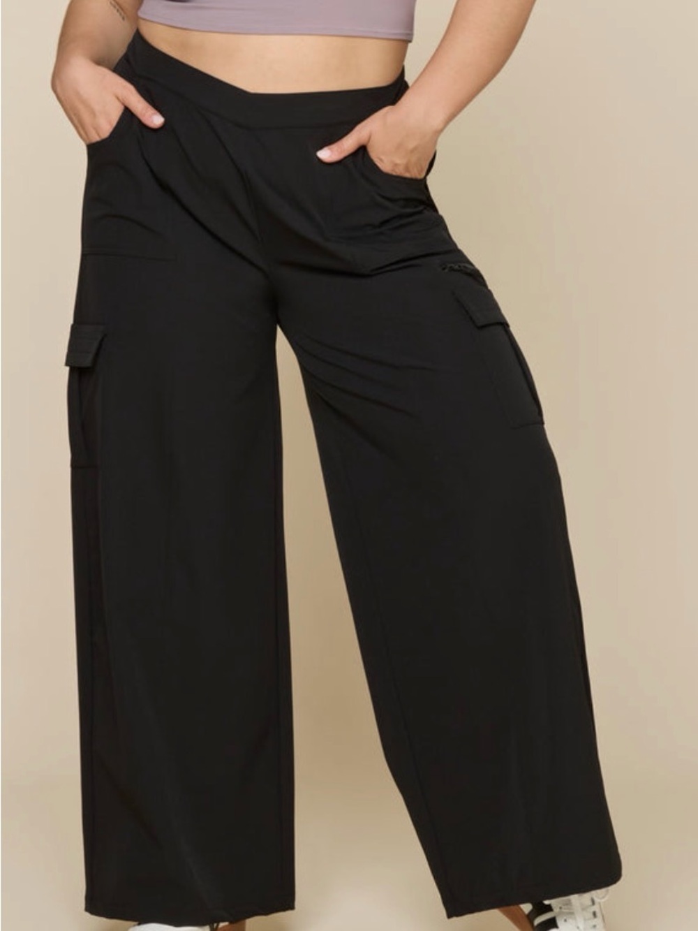 POPFLEX PETITE Black Wide-Leg Cargo Pants